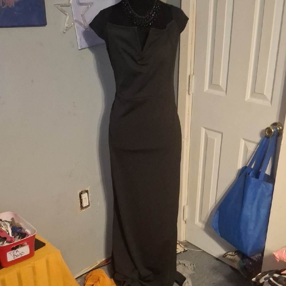 Elegant Black Evening Gown